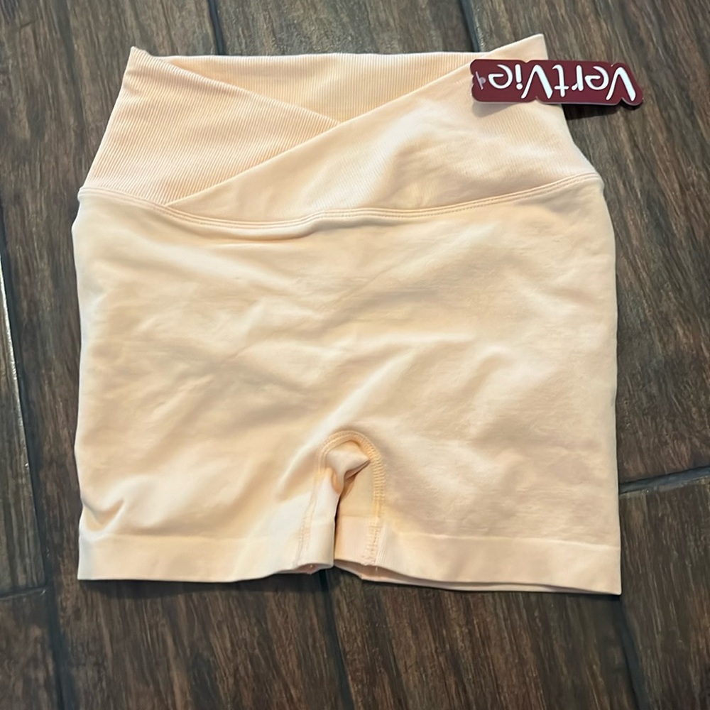 VertVie Athletic Shorts